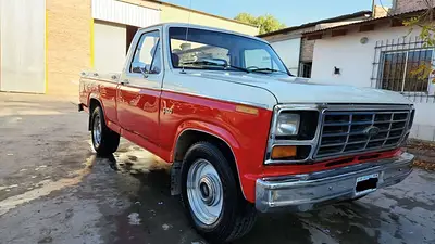 Camioneta Ford F-100 Camioneta Ford F-100
