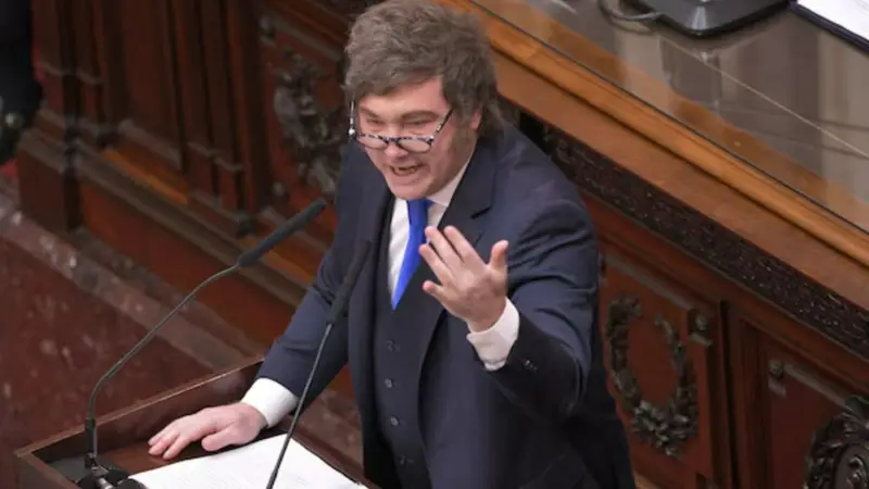 Milei se asoma otra vez a su propia fragilidad