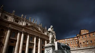 El Vaticano advierte contra el "culto al cuerpo" de la cirugía estética El Vaticano advierte contra el "culto al cuerpo" de la cirugía estética