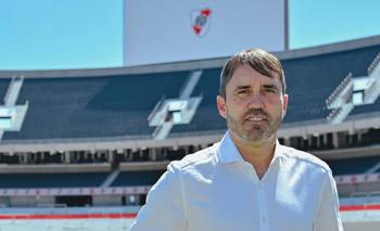 Coudet fue presentado en River: "Me gusta el lío, esto es un monstruo" | River plate