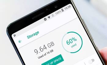 Cómo conseguir espacio en tu celular rápido y sin borrar fotos | Celulares