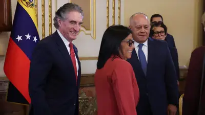 Secretario del Interior de EEUU se reúne con presidenta encargada de Venezuela Secretario del Interior de EEUU se reúne con presidenta encargada de Venezuela