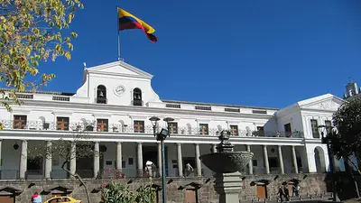 Ecuador expulsó al embajador cubano en Quito y retiró a su equipo diplomático en La Habana Ecuador expulsó al embajador cubano en Quito y retiró a su equipo diplomático en La Habana