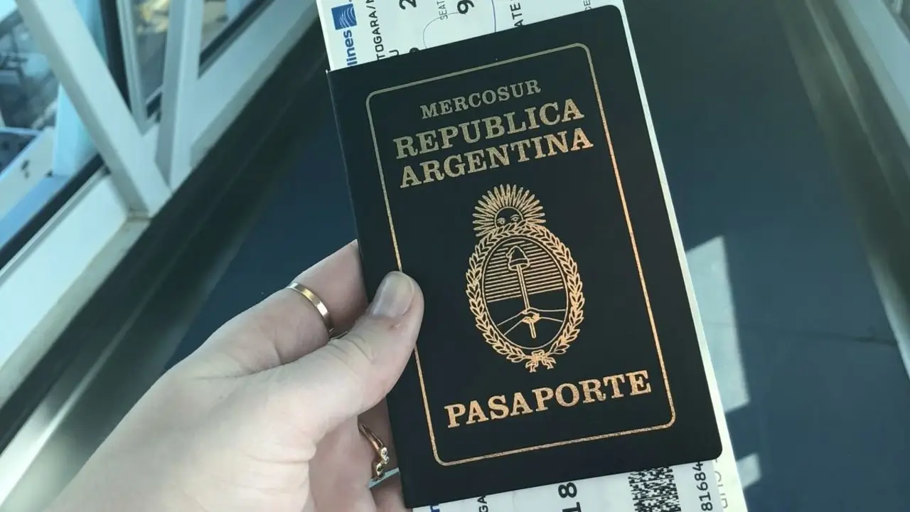 pasaporte argentino.