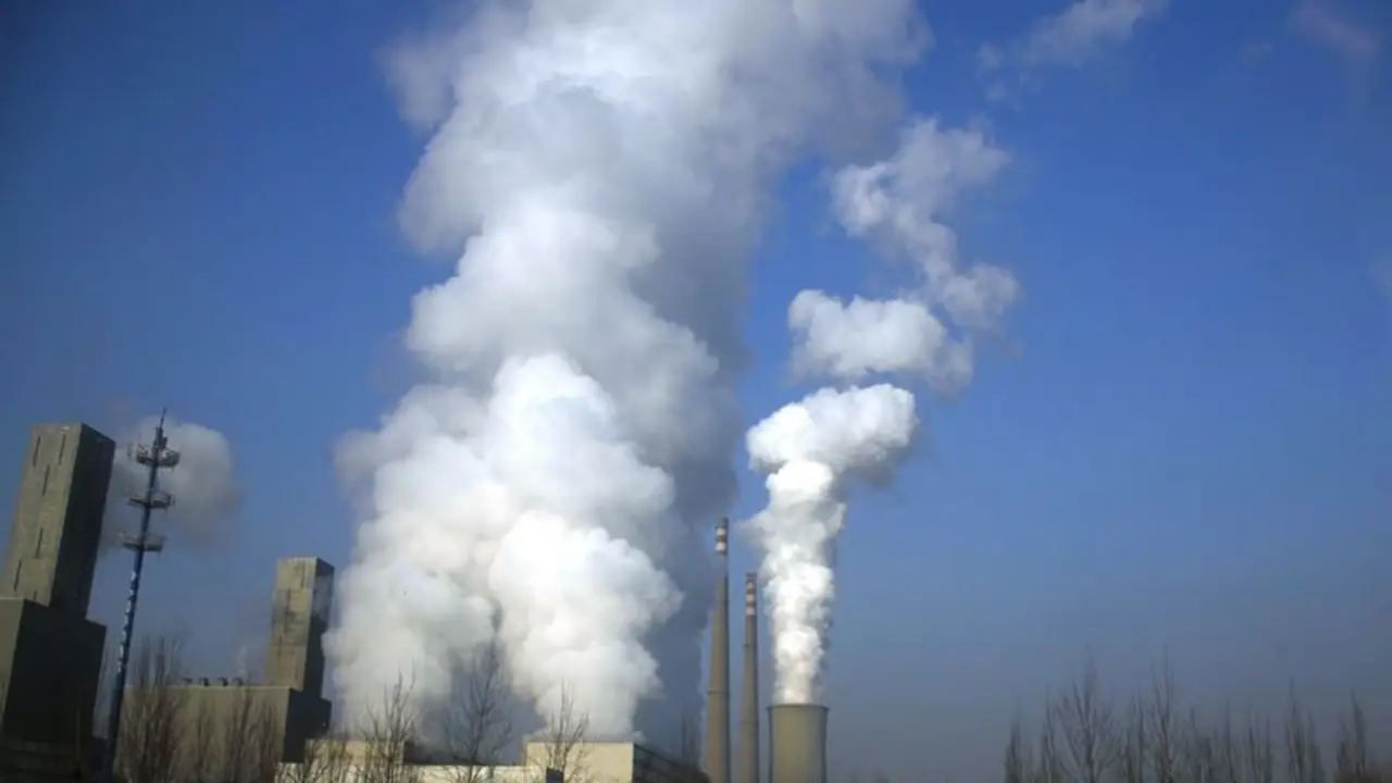 Otro efecto de la guerra en Medio Oriente: países de Asia aumentan el consumo de carbón para generar energía