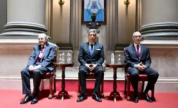 Poder desatado: Milei de fiesta en París, Bullrich de campaña en IDEA y la Corte de remate | Panorama político