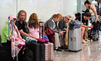 Una pareja de argentinos varada en Emiratos Árabes le pidió ayuda a "Chiqui" Tapia | Medio oriente