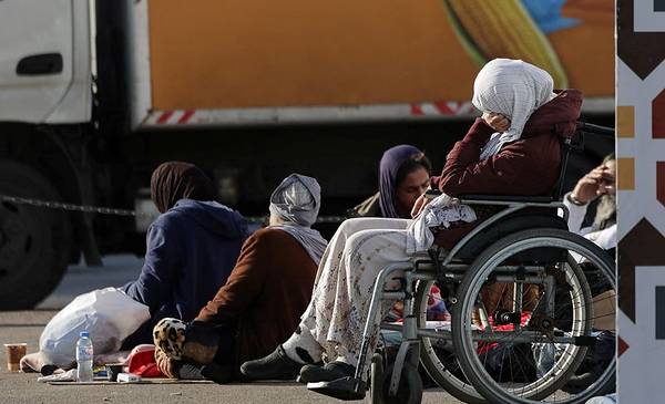Crisis en Líbano: 100.000 desplazados y refugiados sirios huyen por bombardeos de Israel