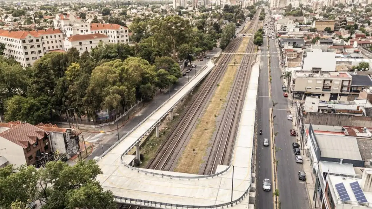 Nuevo puente sobre el Tren Sarmiento: menos demoras y mayor seguridad vial