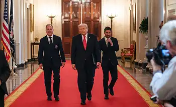 Trump, Messi, Irán, Vaca Muerta y la guerra de negocios detrás de una foto dolorosa | Trump atacó irán