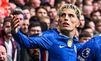 El partido de Garnacho en Chelsea: el gol del alivio y una terrible patada | Selección argentina