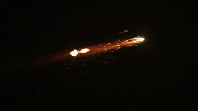 Dos muertos en Israel por el impacto de una bomba de racimo Dos muertos en Israel por el impacto de una bomba de racimo