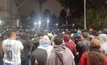 Se profundiza el conflicto policial en Jujuy, con Sadir de viaje con Milei | Jujuy