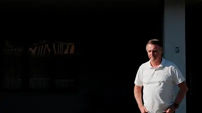 Expresidente Bolsonaro solicita autorización judicial para que un asesor de Trump visite la prisión Expresidente Bolsonaro solicita autorización judicial para que un asesor de Trump visite la prisión