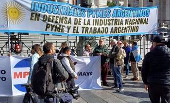 Más de 100 pymes se unen desesperadas por la crisis: "Tenemos que hacer algo" | Javier milei presidente