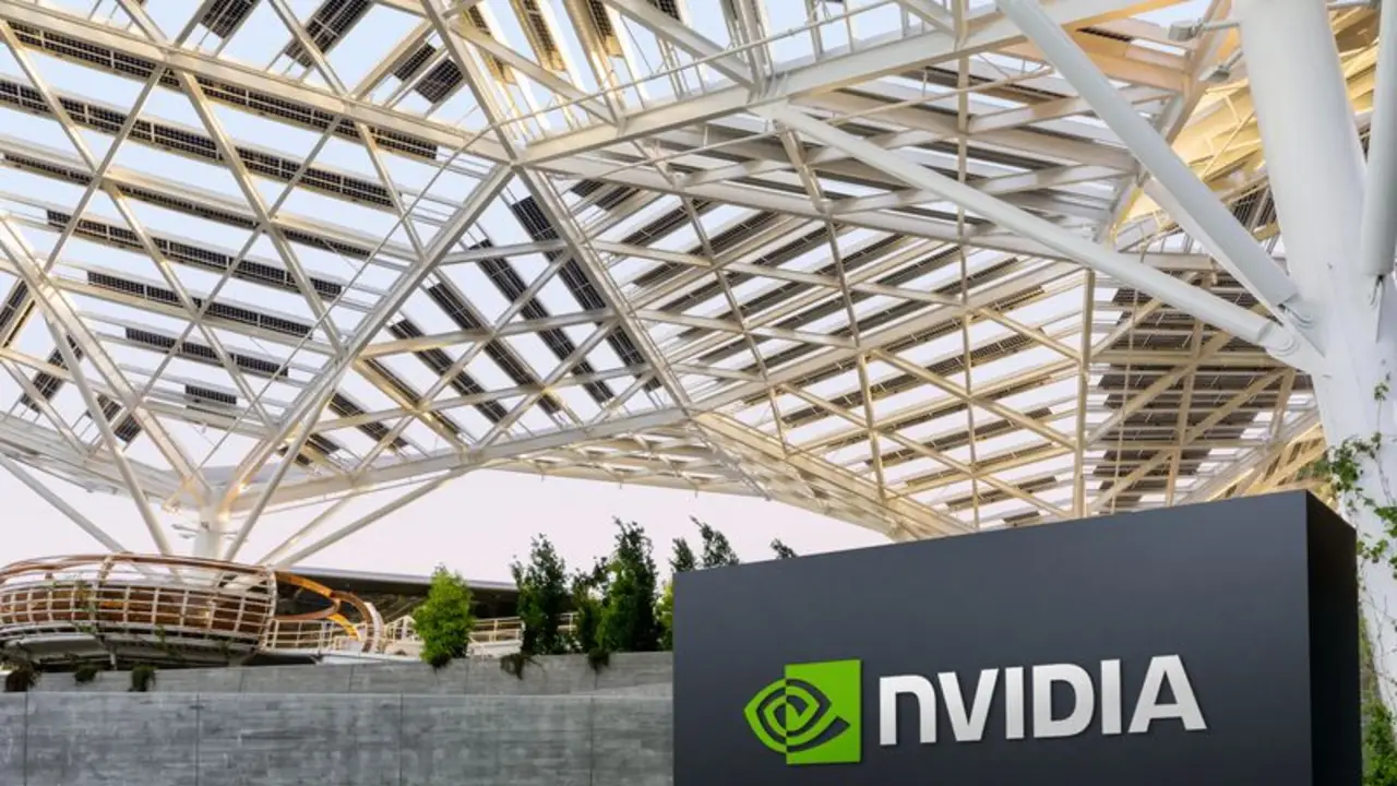 La startup Scintil Photonics, respaldada por Nvidia, comienza a probar chips láser con clientes