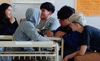 Aunque les interesa poco la política, la mayoría de los jóvenes dice que irán a votar | Elecciones 2027