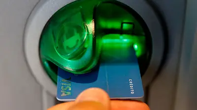Un fallo judicial frenó los cobros anticipados de los bancos por las deudas con las tarjetas de crédito Un fallo judicial frenó los cobros anticipados de los bancos por las deudas con las tarjetas de crédito