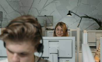 Cuánto gana un trabajador de call center | Salarios