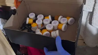 Bahía Blanca: imputaron a dos hermanas por vender productos para adelgazar prohibidos por la ANMAT Bahía Blanca: imputaron a dos hermanas por vender productos para adelgazar prohibidos por la ANMAT