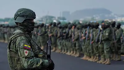 Presidente de Ecuador declara toque de queda en cuatro provincias para operaciones contra el crimen Presidente de Ecuador declara toque de queda en cuatro provincias para operaciones contra el crimen