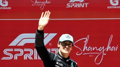 Russell dice que las nuevas normas de la F1 hacen que las carreras se parezcan más al karting Russell dice que las nuevas normas de la F1 hacen que las carreras se parezcan más al karting