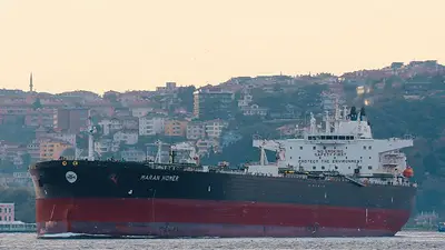 Tanquero griego recibe impacto no identificado cerca de terminal CPC y sufre daños leves: operadora Tanquero griego recibe impacto no identificado cerca de terminal CPC y sufre daños leves: operadora