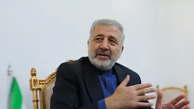 Irán quiere "revisión profunda" de relaciones en golfo Pérsico y niega ataques a Arabia Irán quiere "revisión profunda" de relaciones en golfo Pérsico y niega ataques a Arabia