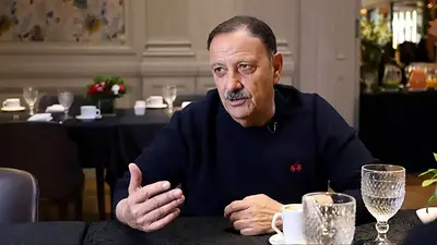 En plena crisis por los fondos nacionales, el gobernador Quintela prepara nuevos cambios en el gabinete En plena crisis por los fondos nacionales, el gobernador Quintela prepara nuevos cambios en el gabinete