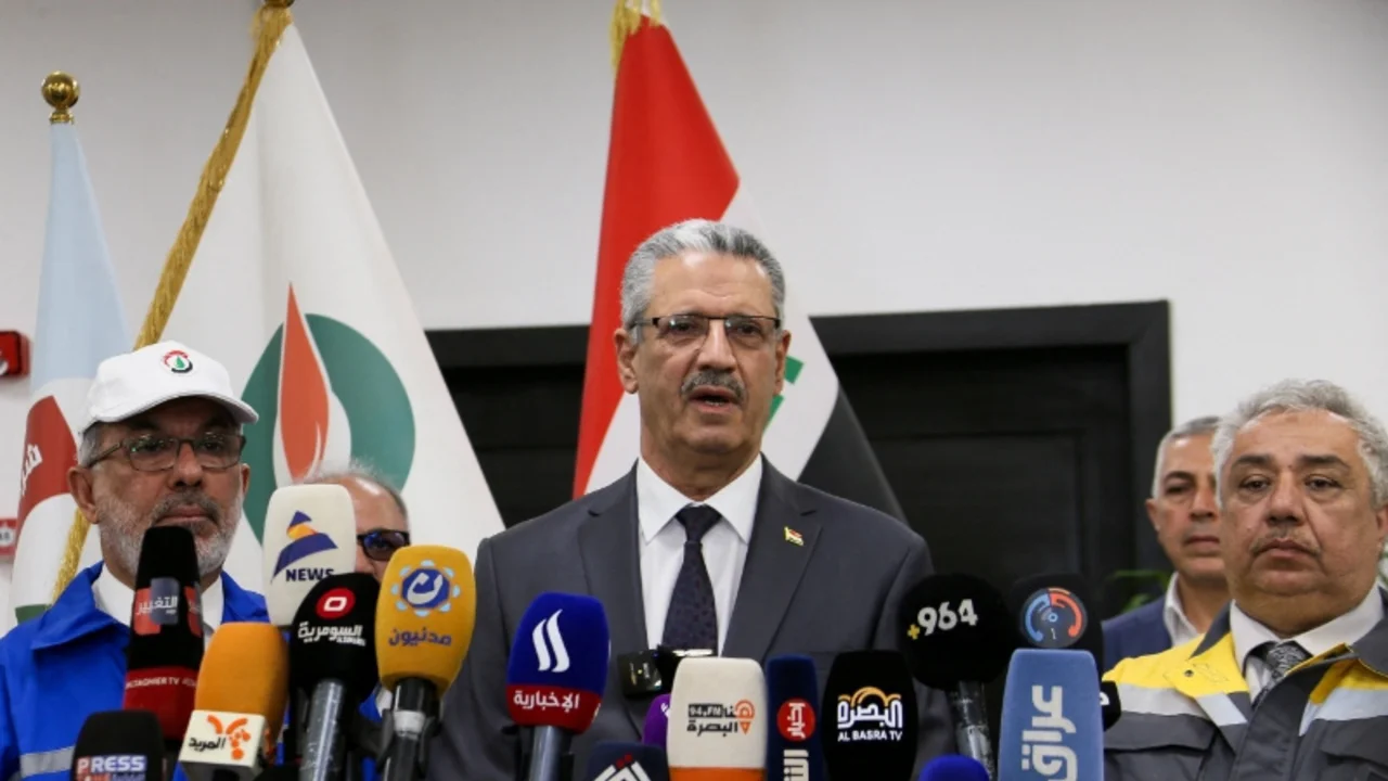 Irak negocia con Irán para asegurar el paso de petroleros por el estrecho de Ormuz
