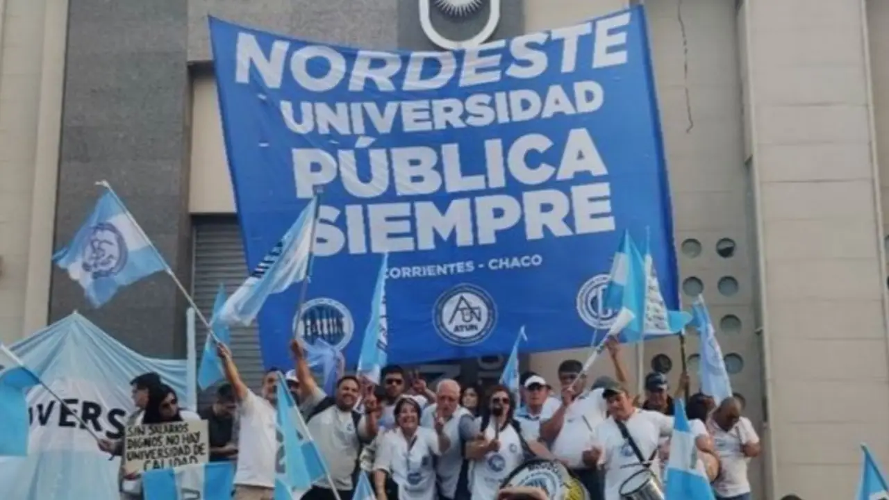 El vicerrector de la UNNE señaló que los docentes sufren una "pérdida estrepitosa del poder adquisitivo"