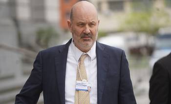 Sturzenegger, contra los aportes patronales: "Quién se queda con los salarios" | Reforma laboral 