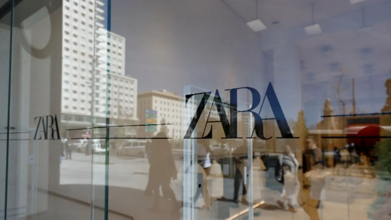 Zara lanza colaboración de dos años con el diseñador John Galliano