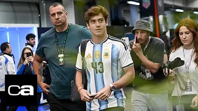 Franco Colapinto con la camiseta de la Selección Argentina. Franco Colapinto con la camiseta de la Selección Argentina.