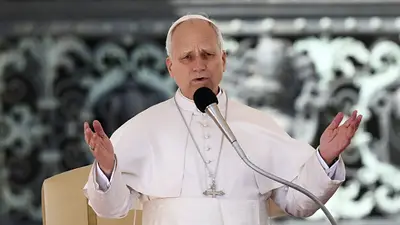 El papa León XIV califica la sanidad universal de "imperativo moral" El papa León XIV califica la sanidad universal de "imperativo moral"