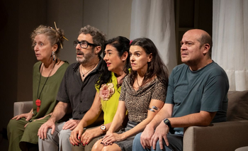 El ávido espectador: el existencialismo del absurdo a media máquina | Teatro