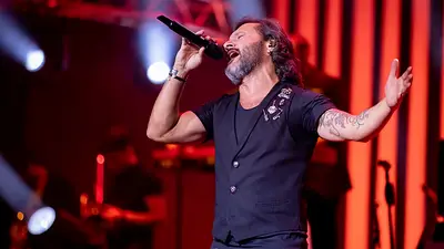 Diego Torres. Diego Torres.
