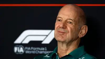 Aston Martin confirma que Newey seguirá como director, en medio de reportes sobre su salida Aston Martin confirma que Newey seguirá como director, en medio de reportes sobre su salida