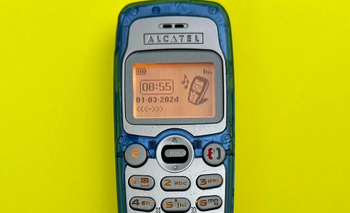 Así sería el Alcatel OT 331 "Industria Argentina", según la IA | Inteligencia artificial