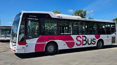 Córdoba refuerza su flota de colectivos y reactiva un servicio clave Córdoba refuerza su flota de colectivos y reactiva un servicio clave
