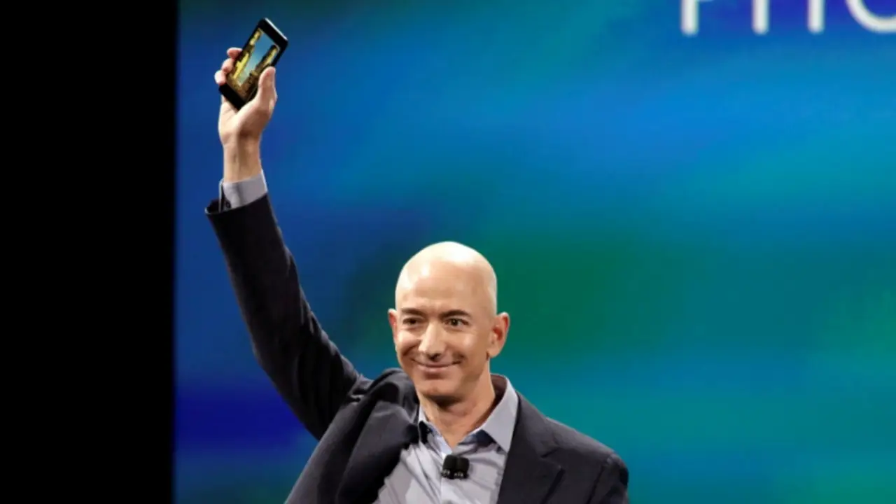 Amazon prepara un teléfono, más de una década después del fracaso del Fire Phone