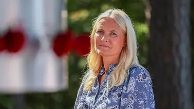 La princesa heredera de Noruega dice que fue "manipulada y engañada" por Epstein La princesa heredera de Noruega dice que fue "manipulada y engañada" por Epstein