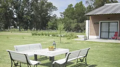 Cuál es el pueblito donde León Gieco grabó un videoclip. Cuál es el pueblito donde León Gieco grabó un videoclip.
