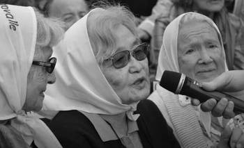 Murió a sus 95 años María Takara de Oshiro, una madre de Plaza de Mayo | Derechos humanos
