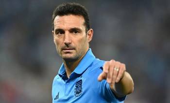 Scaloni sorprende en la Selección: convocó a Mastantuono y Panichelli | Selección argentina