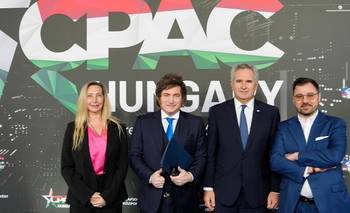 Mientras estalla el caso $Libra, Milei habló de "moral" en Hungría | Seguimiento minuto a minuto