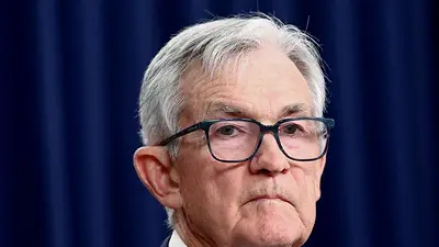 Presidente de la Fed, Powell, elogia determinación de Volcker para mantenerse firme ante presiones Presidente de la Fed, Powell, elogia determinación de Volcker para mantenerse firme ante presiones
