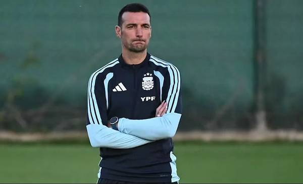 Alerta en la Selección Argentina: un jugador clave sufrió un problema a días de la fecha FIFA thumbnail