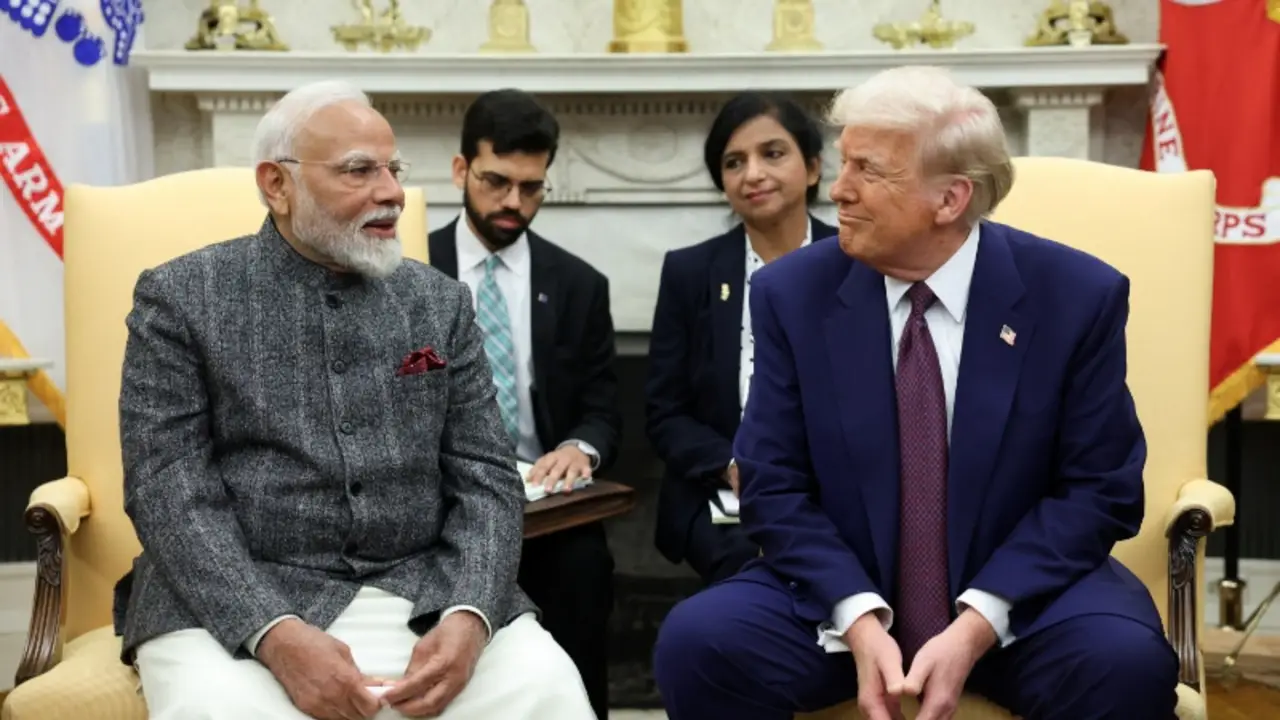 Modi y Trump hablan sobre la importancia de mantener abierto el estrecho de Ormuz