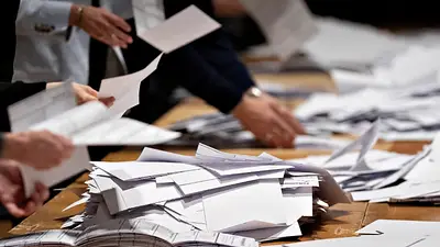 La primera ministra de Dinamarca sale malparada de unas elecciones que la obligan a formar coalición La primera ministra de Dinamarca sale malparada de unas elecciones que la obligan a formar coalición